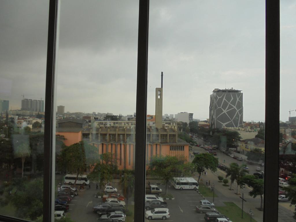 Loanda Hotel Luanda Eksteriør bilde